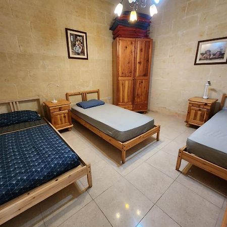 Bed and Breakfast Gozo Serenity Haven Sleeps 4, Private Bath & Healthy Breakfast Ghajn il-Kbira  Exterior foto